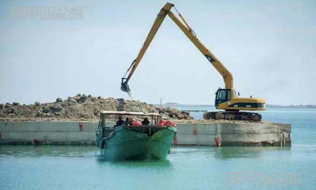 海南临高挖掘机填海造厂引众怒 工业化思维与生态红线的最强博弈